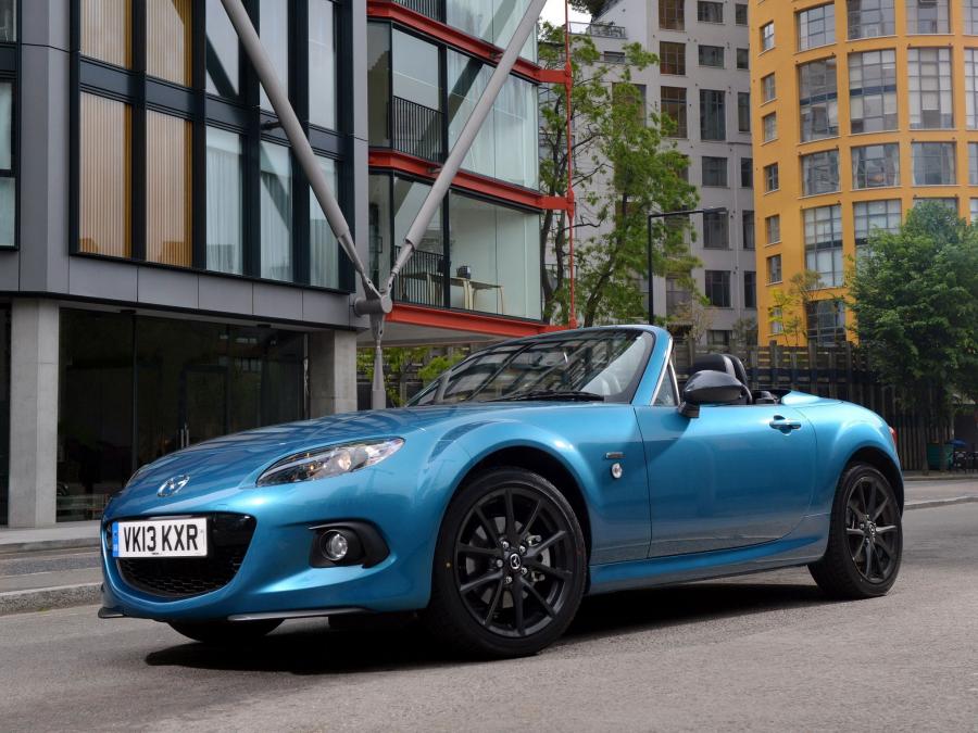  Mazda MX-5 Roadster-Coupe Sport Graphite 2013 года  (фото 19 из 24)